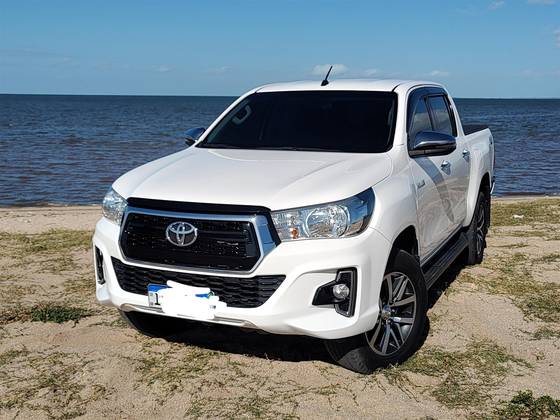 TOYOTA HILUX 2.8 SRV 4X4 CD 16V DIESEL 4P AUTOMÁTICO
